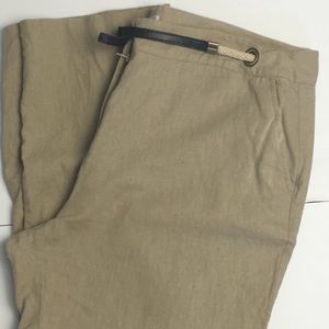 Jaclyn Smith Women’s Cropped pants size 14 tan